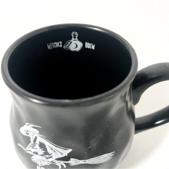 Artisan Collection Large Black Halloween “NO BASIC WITCH” Mug Microwave Safe EUC - Picture 4 of 6
